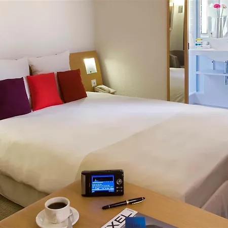ノボテル ローザンヌ ビュッスィニー ホテル 4*
