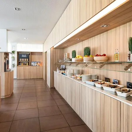 Novotel Lausanne Bussigny 4* Crissier