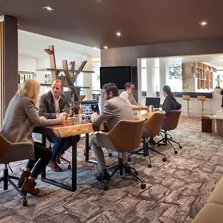 Novotel Lausanne Bussigny Hotel